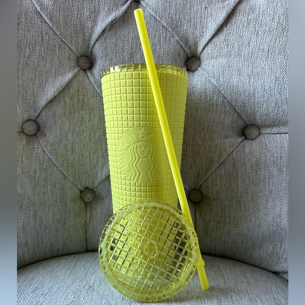 STARBUCKS Winter 2023 Soft Grid Tumbler in Yellow Meadow